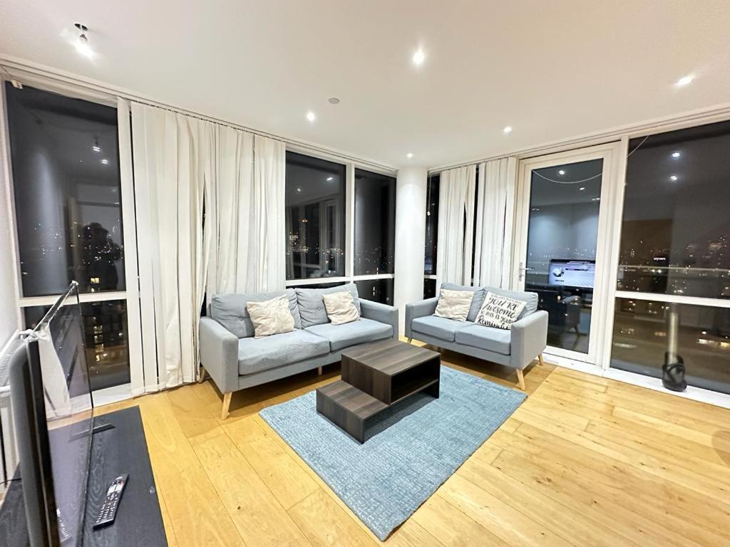Luxury 2 Bedroom Penthouse Near * Londra